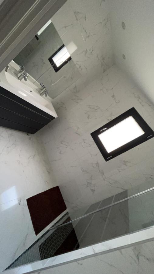 Magnifique Villa Haut Standing ジニャック エクステリア 写真