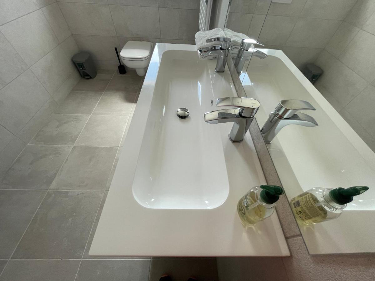 Magnifique Villa Haut Standing ジニャック エクステリア 写真